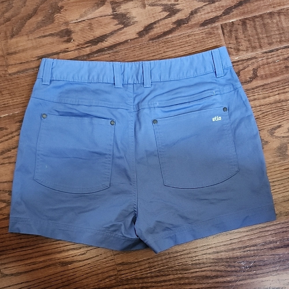 Stio Women's Blue Cargo Shorts - Picture 4 of 11